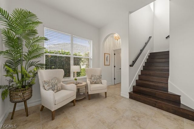 2648 Fairmont Isle CIR, Cape Coral, FL 33991