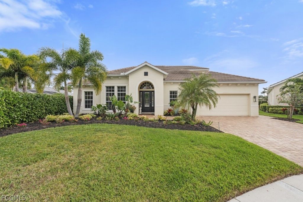 2648 Fairmont Isle CIR, Cape Coral, FL 33991