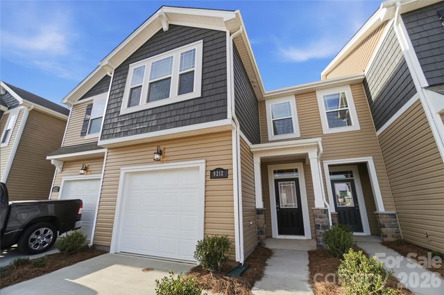 5230 Wyes Oak Lane, Charlotte, NC 28269
