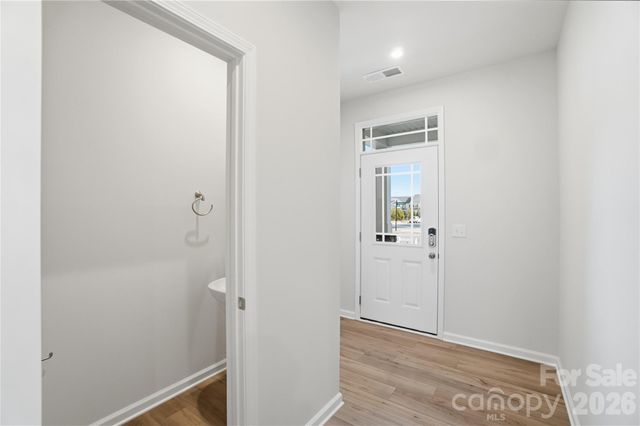 5230 Wyes Oak Lane, Charlotte, NC 28269