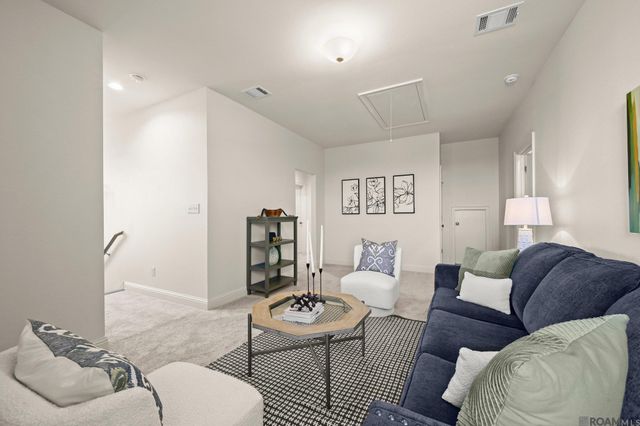 13317 Belle Reine Dr, Geismar, LA 70734