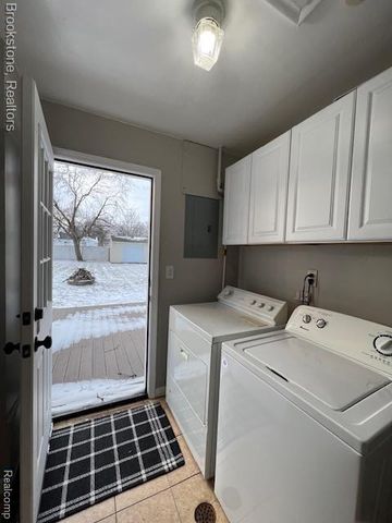 630 Gargantua Avenue, Clawson, MI 48017