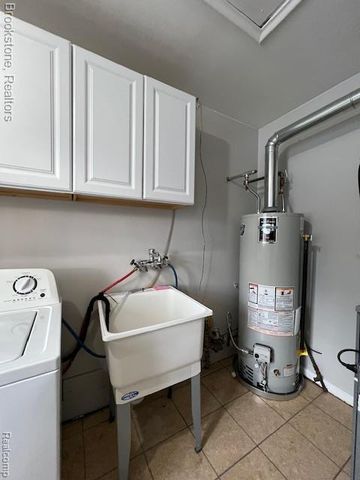 630 Gargantua Avenue, Clawson, MI 48017