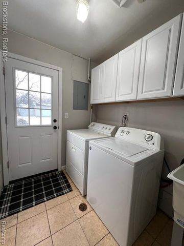 630 Gargantua Avenue, Clawson, MI 48017