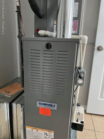 630 Gargantua Avenue, Clawson, MI 48017