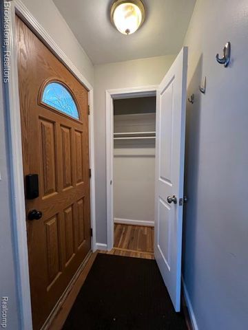 630 Gargantua Avenue, Clawson, MI 48017