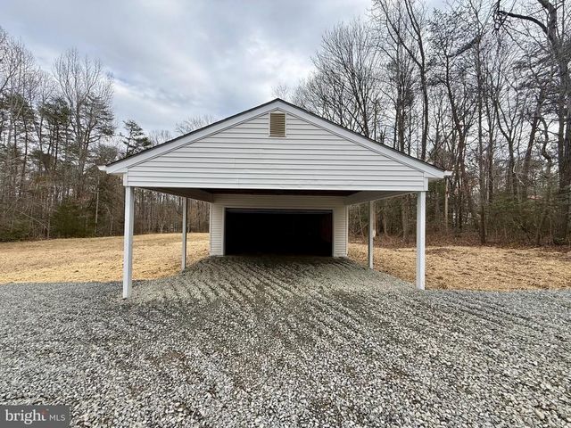 4313 SHEPHERDS RD, Partlow, VA 22534