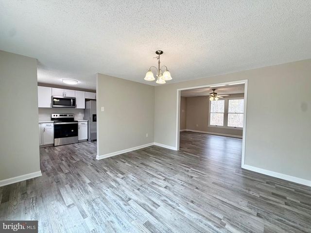 4313 SHEPHERDS RD, Partlow, VA 22534