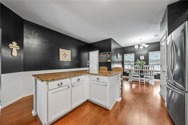 16 Willow Court NW, Cartersville, GA 30120