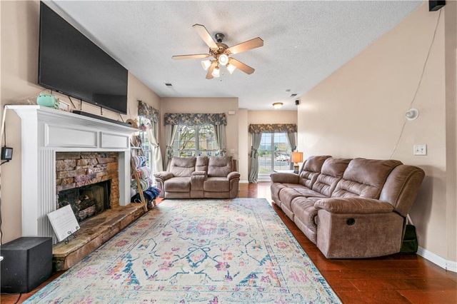 16 Willow Court NW, Cartersville, GA 30120