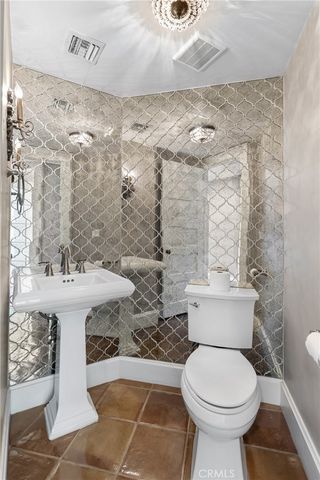 1205 W Highland Avenue, Redlands, CA 92373