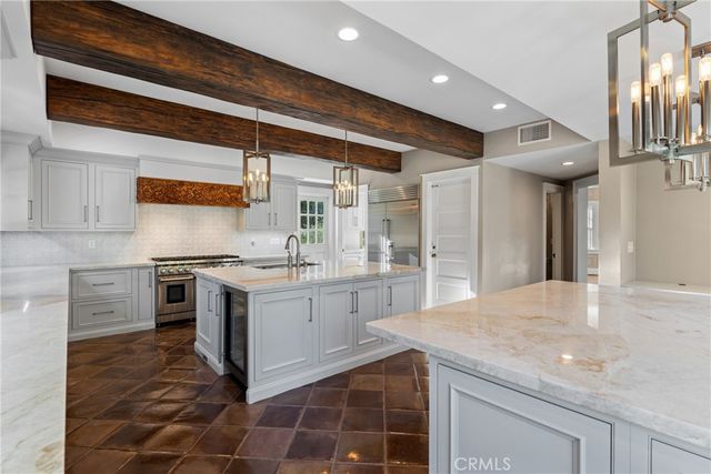 1205 W Highland Avenue, Redlands, CA 92373