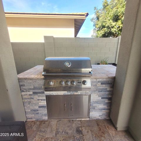 2009 W Trotter Trail, Phoenix, AZ 85085