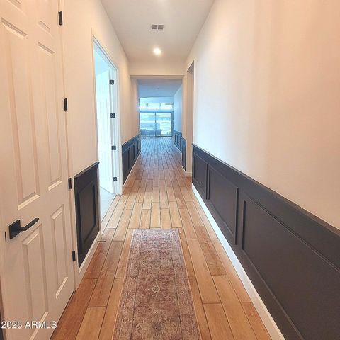 2009 W Trotter Trail, Phoenix, AZ 85085