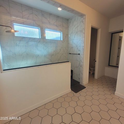 2009 W Trotter Trail, Phoenix, AZ 85085