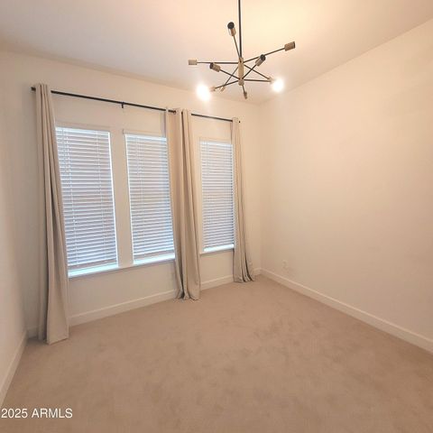 2009 W Trotter Trail, Phoenix, AZ 85085