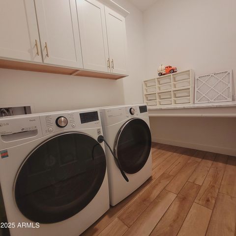 2009 W Trotter Trail, Phoenix, AZ 85085
