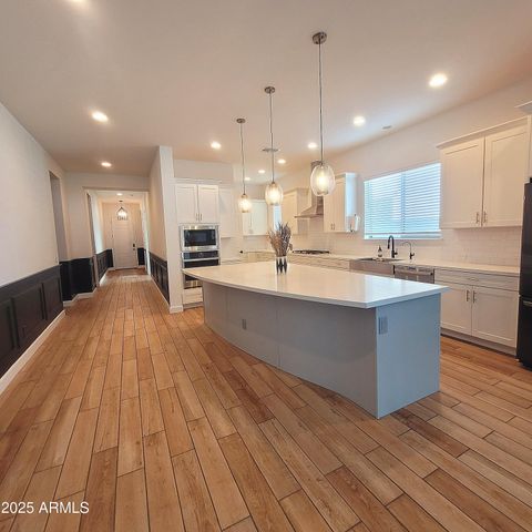 2009 W Trotter Trail, Phoenix, AZ 85085
