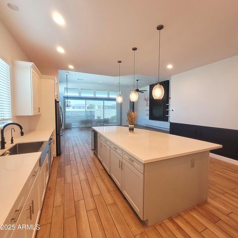 2009 W Trotter Trail, Phoenix, AZ 85085