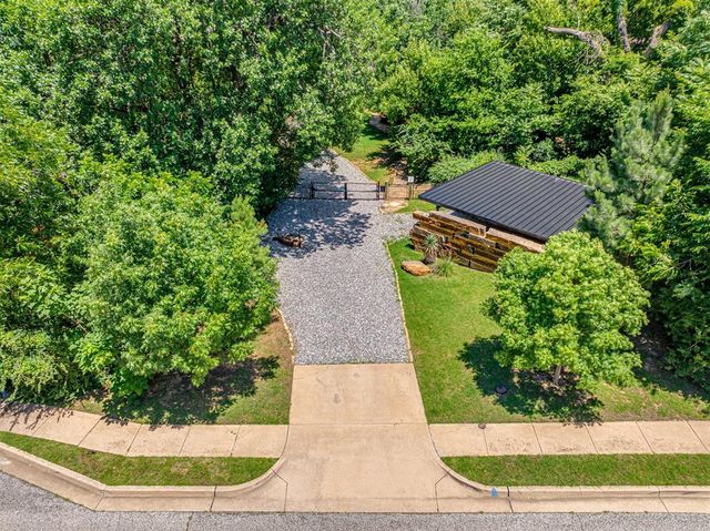 641 E Brooks Street, Norman, OK 73071