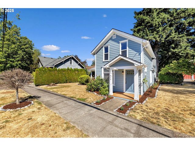 812 JEFFERSON St, Oregon City, OR 97045