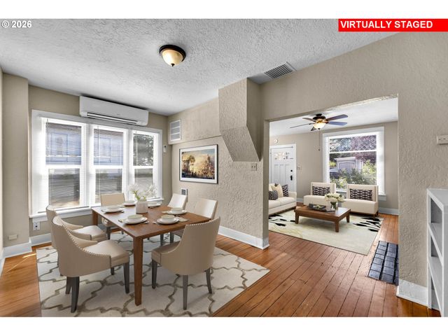 812 JEFFERSON St, Oregon City, OR 97045