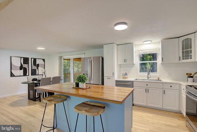 3614 KING DR, Dunkirk, MD 20754