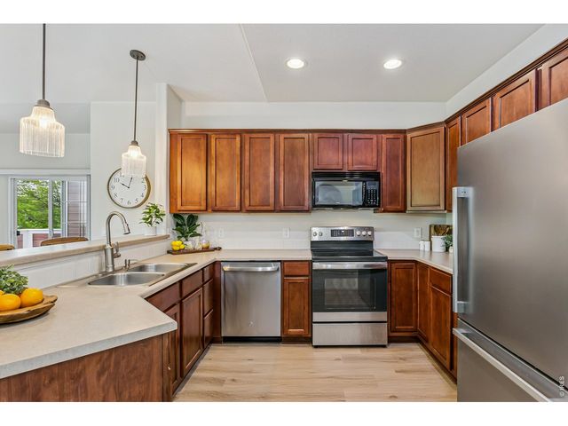 2202 Owens Ave 201, Fort Collins, CO 80528
