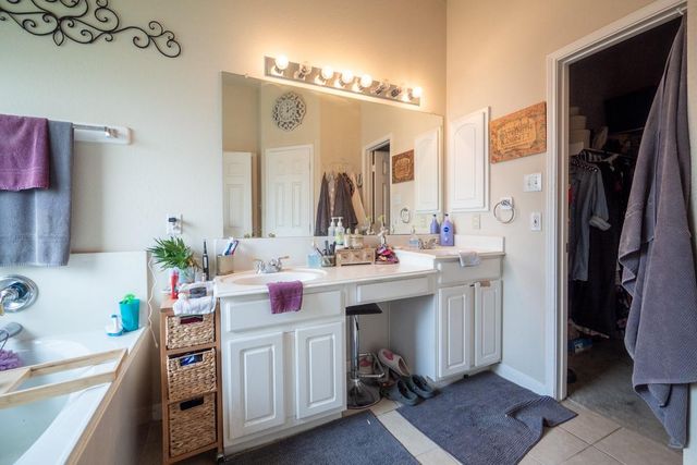 2834 Falcon Knoll Lane, Katy, TX 77494