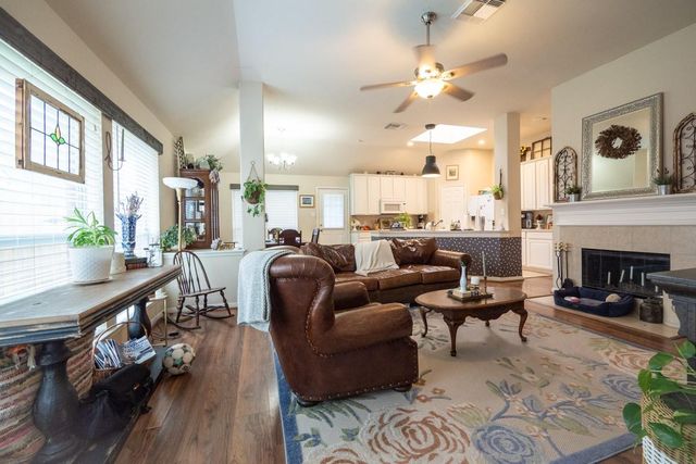 2834 Falcon Knoll Lane, Katy, TX 77494