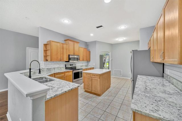5318 COLONY MEADOWS LANE, Sarasota, FL 34233