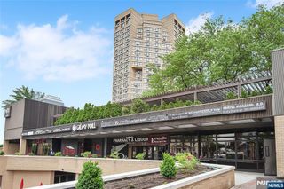 7002 JFK Blvd E 6D, Guttenberg, NJ 07093
