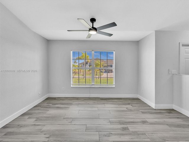 2022 NW 9th Terrace, Cape Coral, FL 33993