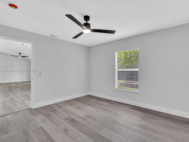 2022 NW 9th Terrace, Cape Coral, FL 33993