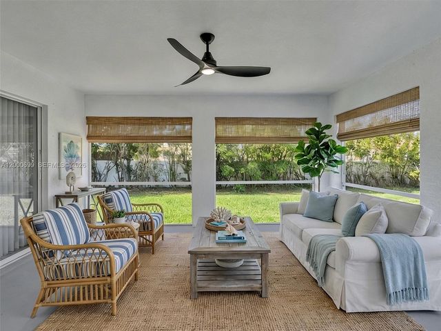 2022 NW 9th Terrace, Cape Coral, FL 33993