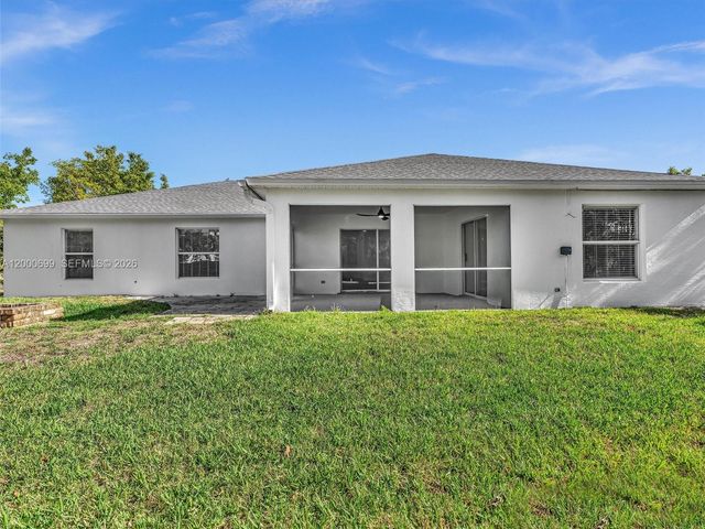 2022 NW 9th Terrace, Cape Coral, FL 33993