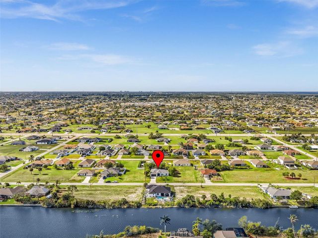 2022 NW 9th Terrace, Cape Coral, FL 33993
