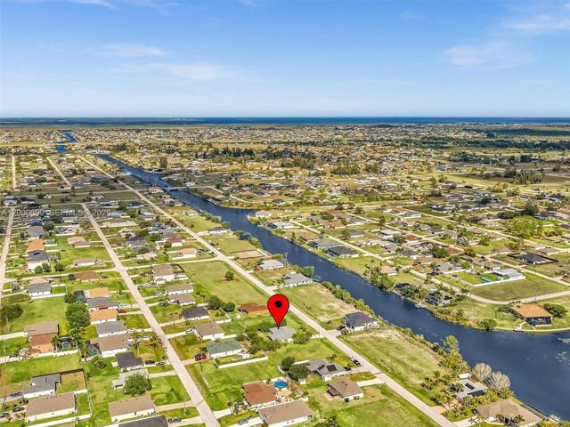 2022 NW 9th Terrace, Cape Coral, FL 33993