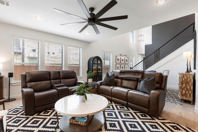 221 Sky Top Drive, Montgomery, TX 77316