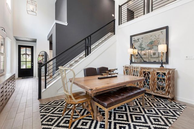 221 Sky Top Drive, Montgomery, TX 77316