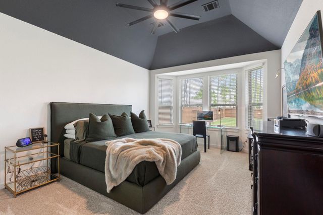 221 Sky Top Drive, Montgomery, TX 77316