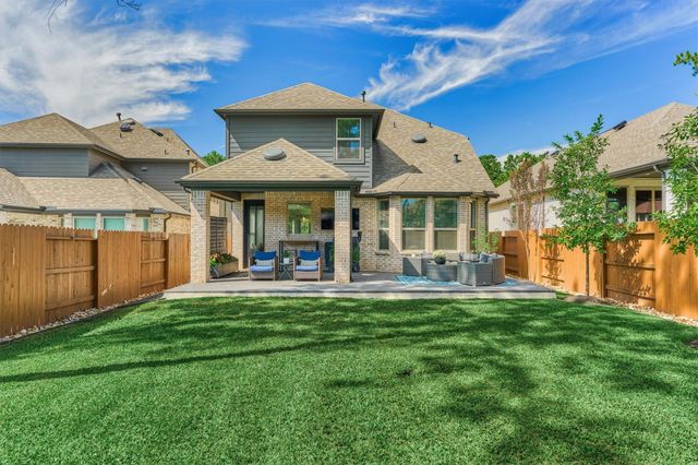 221 Sky Top Drive, Montgomery, TX 77316