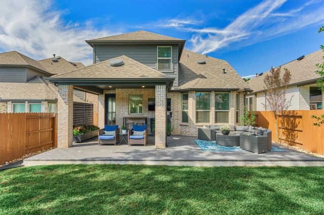 221 Sky Top Drive, Montgomery, TX 77316