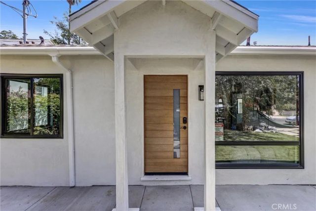 5222 Cedros Avenue, Sherman Oaks, CA 91411