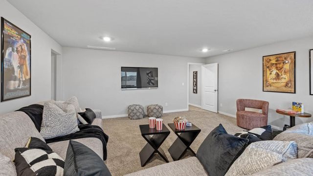 2865 Prairielight Drive, Hiawatha, IA 52233