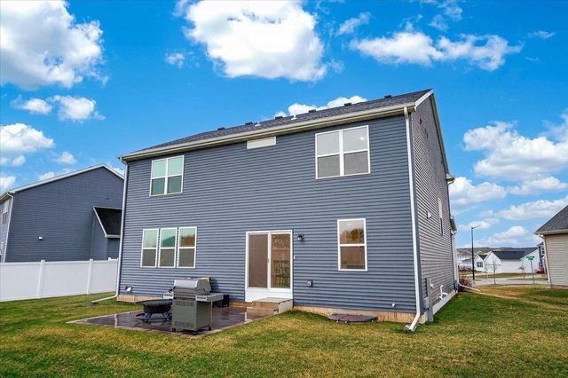 708 Narvik Circle, Stoughton, WI 53589