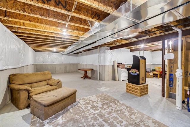 708 Narvik Circle, Stoughton, WI 53589