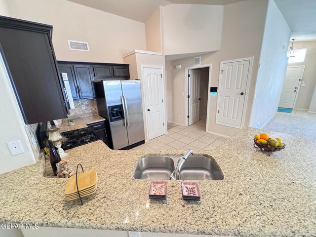 6969 INCA DOVE Drive, El Paso, TX 79911