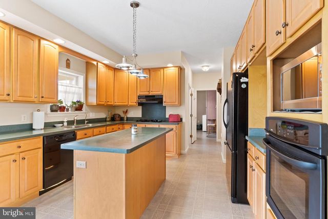 410 PHEASANT RD, Hummelstown, PA 17036