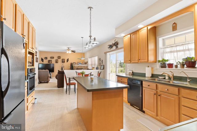 410 PHEASANT RD, Hummelstown, PA 17036